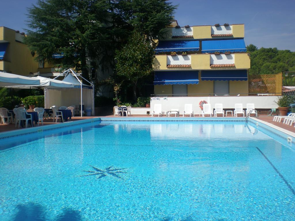 Hotel Seven Residence Palinuro Exterior foto